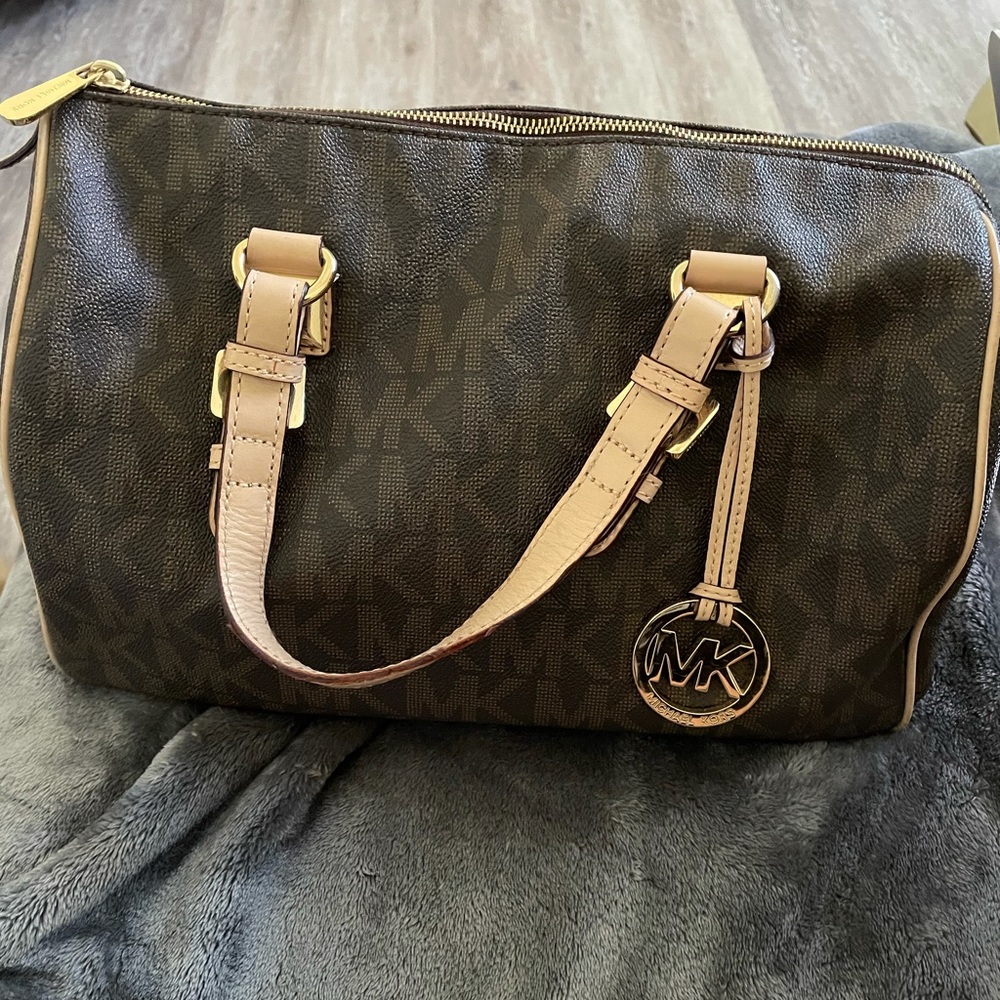 Michael Kors purse